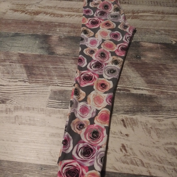 $15. 3pc bundle .Size 10/12 girls - Picture 2 of 4